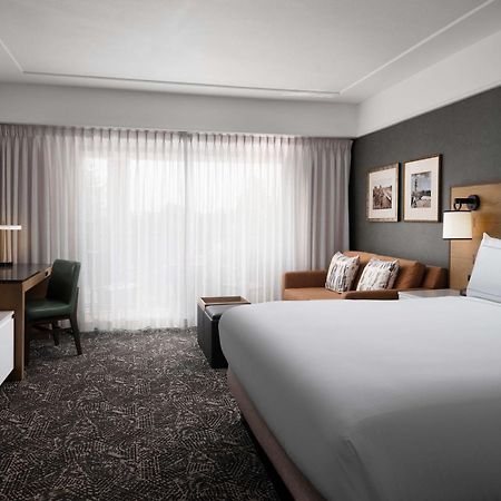Hotel Hilton Stockton Exterior foto