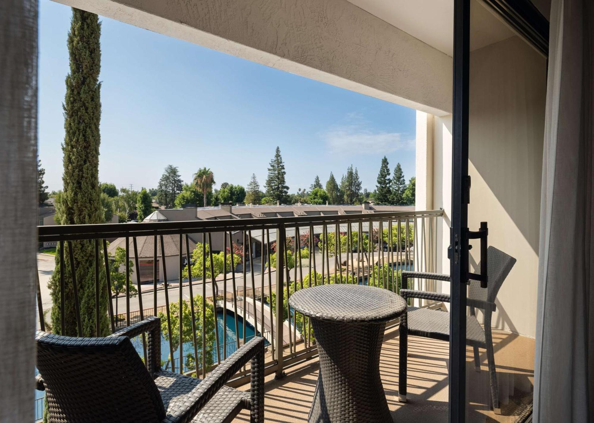 Hotel Hilton Stockton Exterior foto